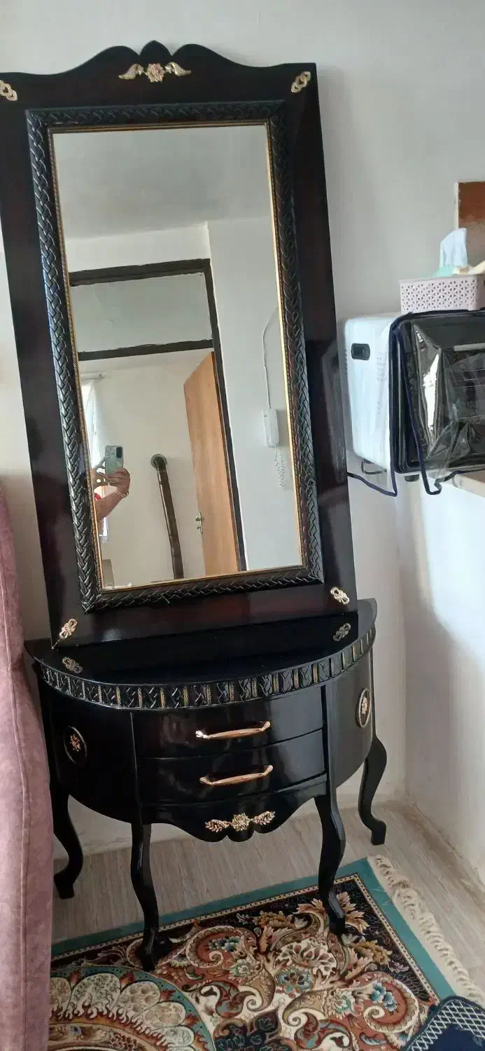 اینه نو و تازه مخصوص عروس خانوم ها|آینه|اسفراین, |دیوار