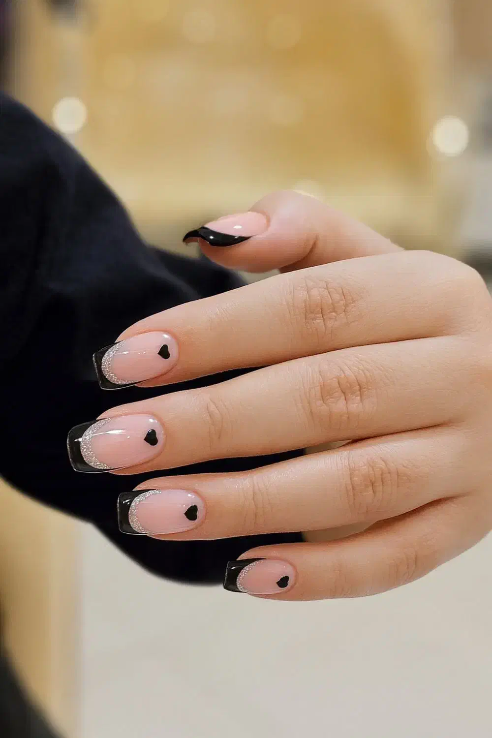 «کاشت ناخن با قیمت استثنایی و تخفیف ویژه»|خدمات آرایشگری و زیبایی|کاشان, میدان کهنه|دیوار