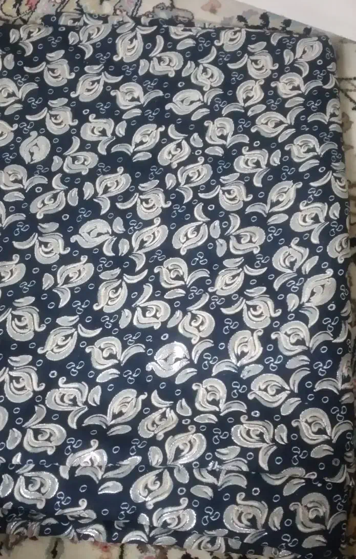 پارچه چادری|لباس|شیروان (خراسان), |دیوار