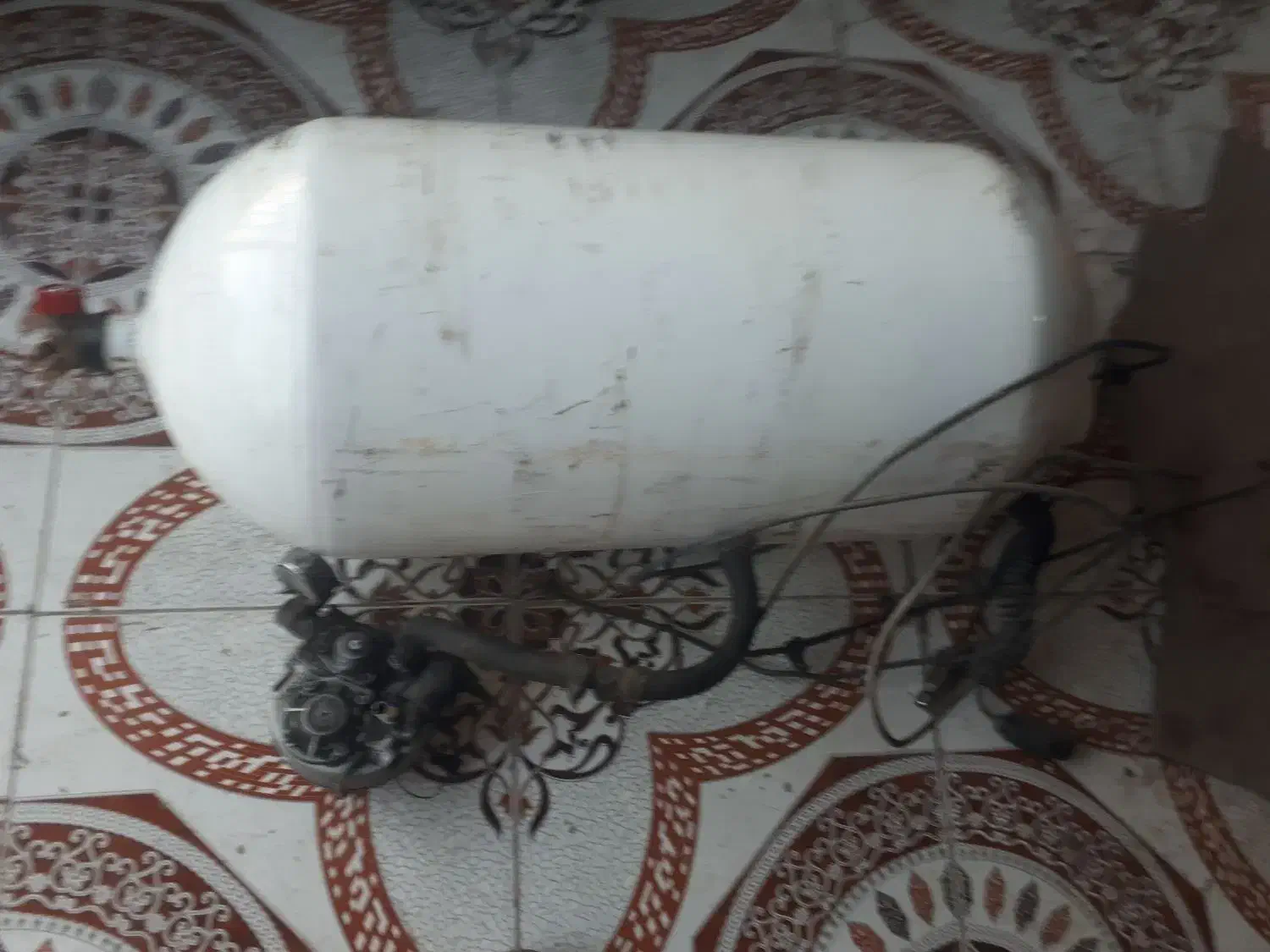 مخزن cng|قطعات یدکی و لوازم جانبی|فولادشهر, B1|دیوار