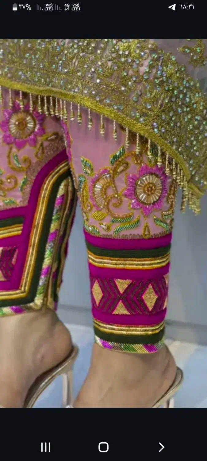 شلوار گلابتونی|لباس|رودان, |دیوار