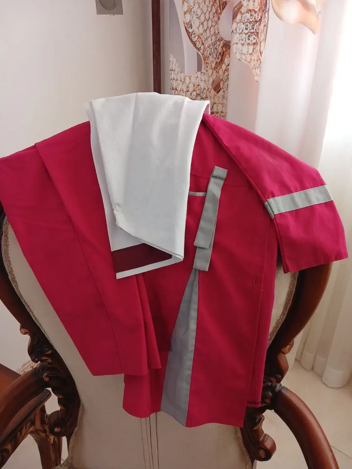 اونیفورم مدرسه|لباس|میانه, |دیوار