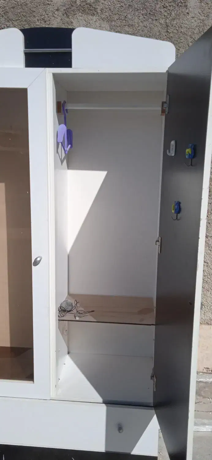 کمد نوجوان|جاکفشی، کمد، دراور|ساروق, |دیوار