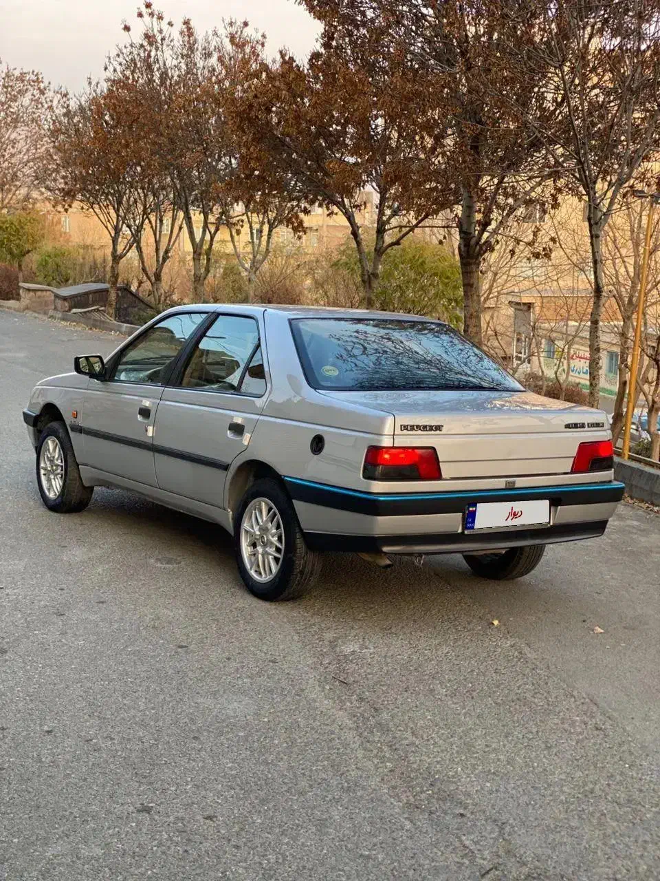 پژو 405 کلکسیونی مدل 1392 دوگانه کارخانه|خودرو سواری و وانت|تهران, ونک|دیوار