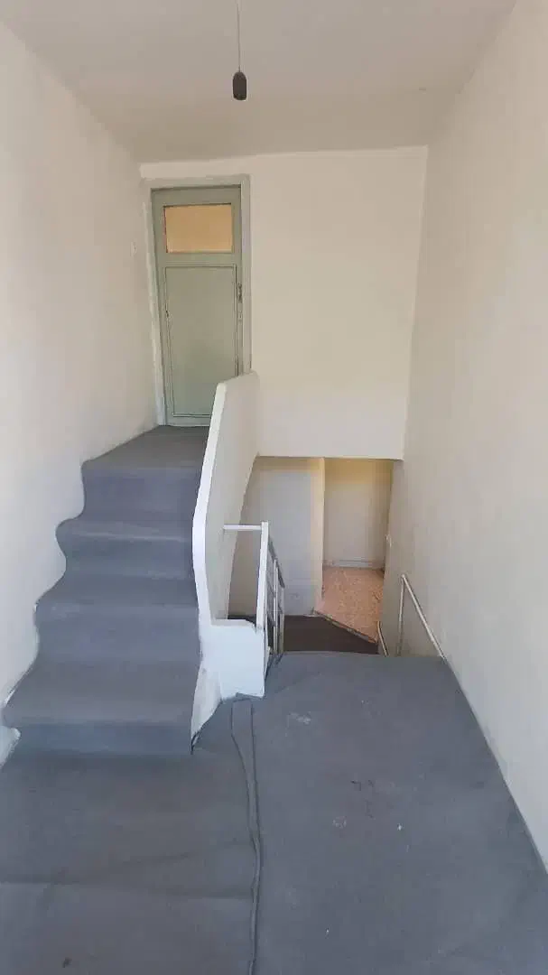 دربست ۲/۵ طبقه