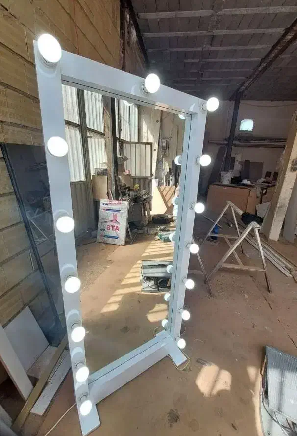 آینه چراغدار|آینه|تبریز, |دیوار