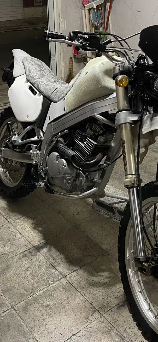 تریل آمیکو ۱۸۶ مزایده|موتورسیکلت|اسلام‌شهر, باغ فیض|دیوار