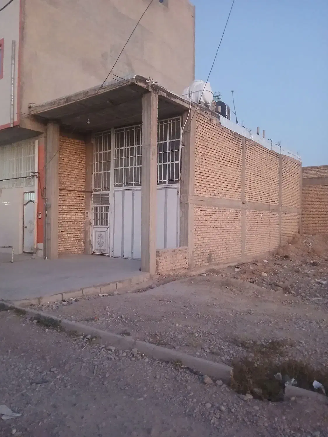 منزل تجاری مسکونی|فروش خانه و ویلا|فسا, |دیوار