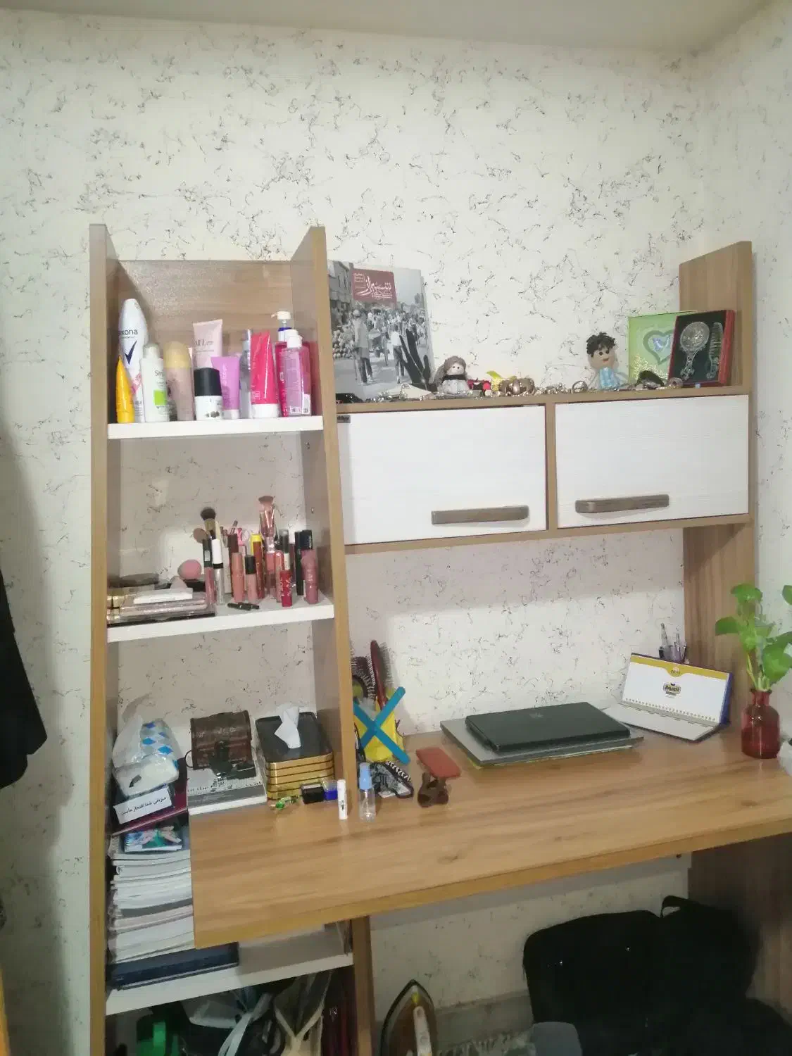 کتابخانه/شلف|کتابخانه، شلف، قفسه‌های دیواری|صدرا-فارس, فاز ۱|دیوار