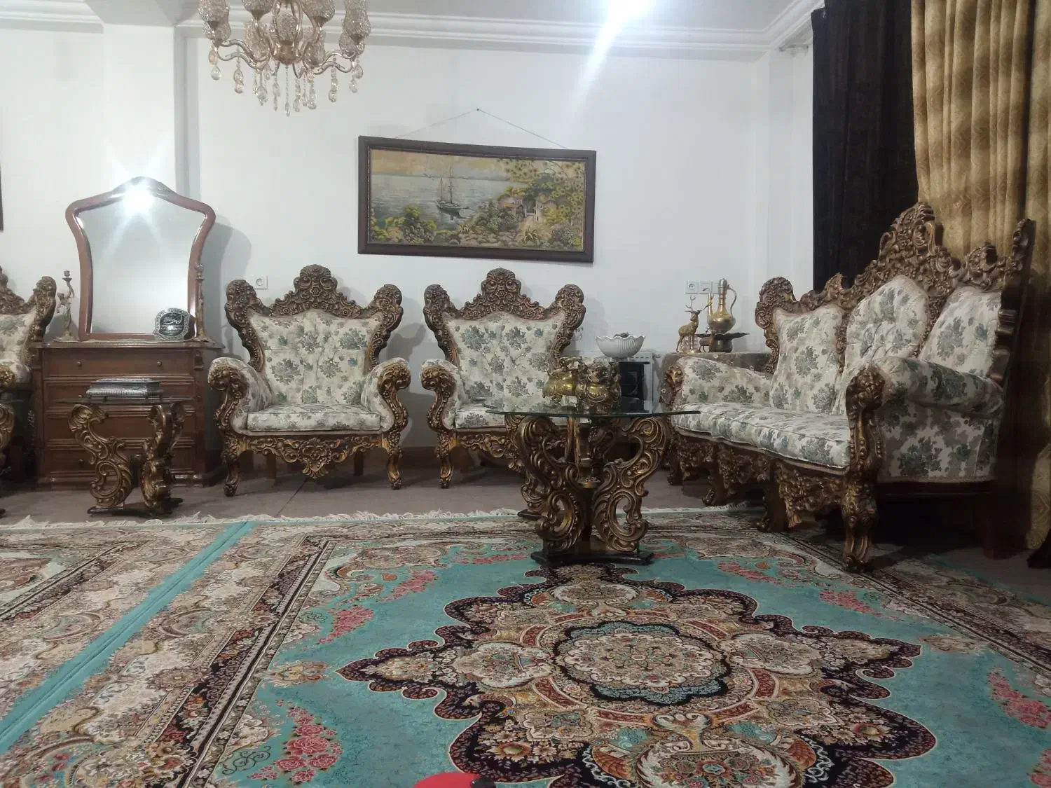 وسایل خانه|مبلمان خانگی و میز عسلی|کلاله, |دیوار