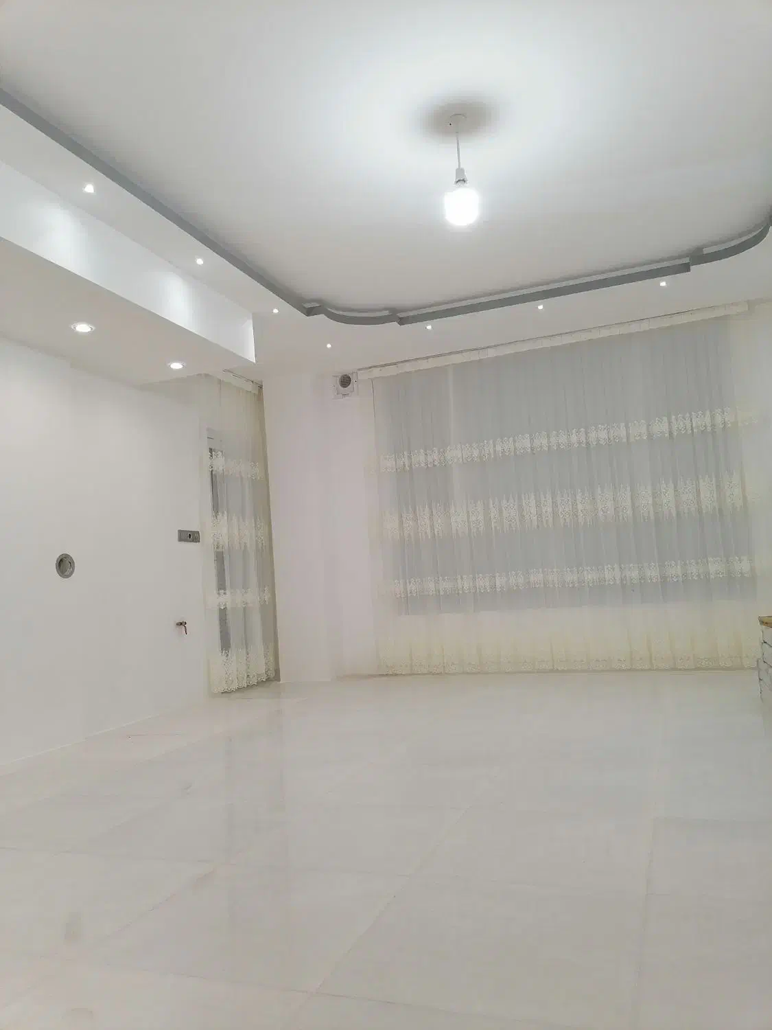 رهن کامل آپارتمان ۲خواب شهرک لاله|اجارهٔ آپارتمان|شیراز, جوادیه|دیوار