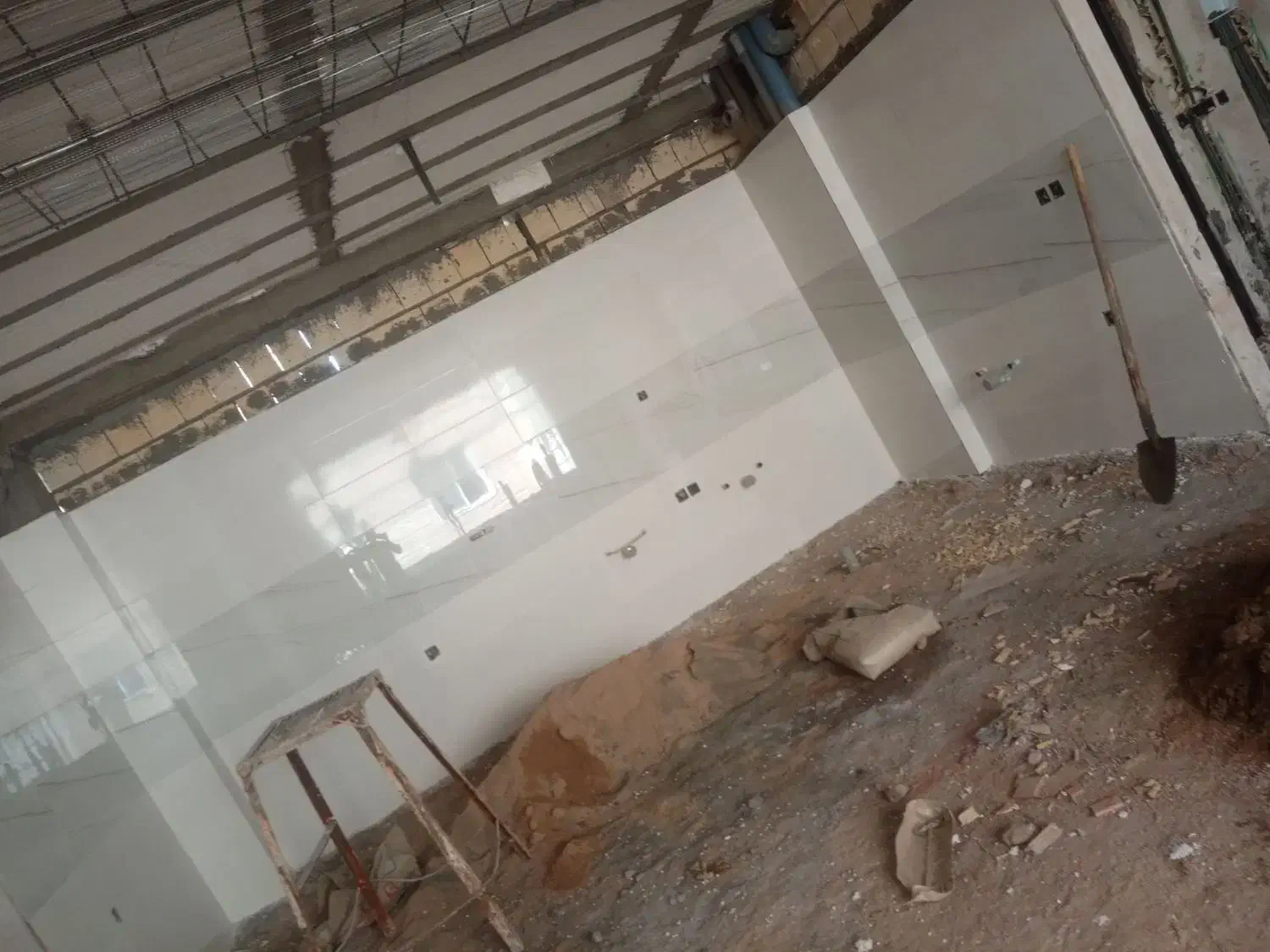 کاشی کاری و سرامیک|خدمات پیشه و مهارت|بجنورد, |دیوار