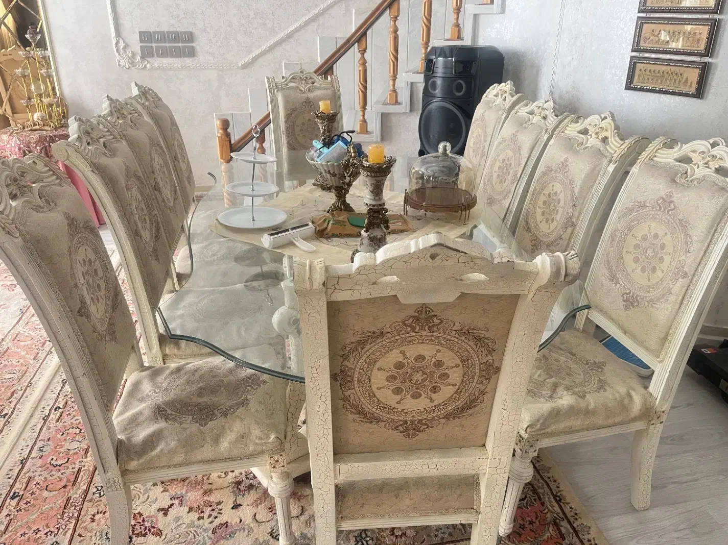 مبل سلطنتی و میز غذا خوری هر دو۸ نفره|مبلمان خانگی و میز عسلی|میانه, |دیوار