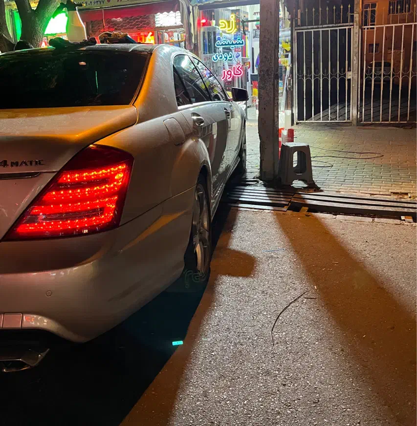 شیشه دودی و کاور اسپورت زد|خدمات موتور و ماشین|تبریز, |دیوار