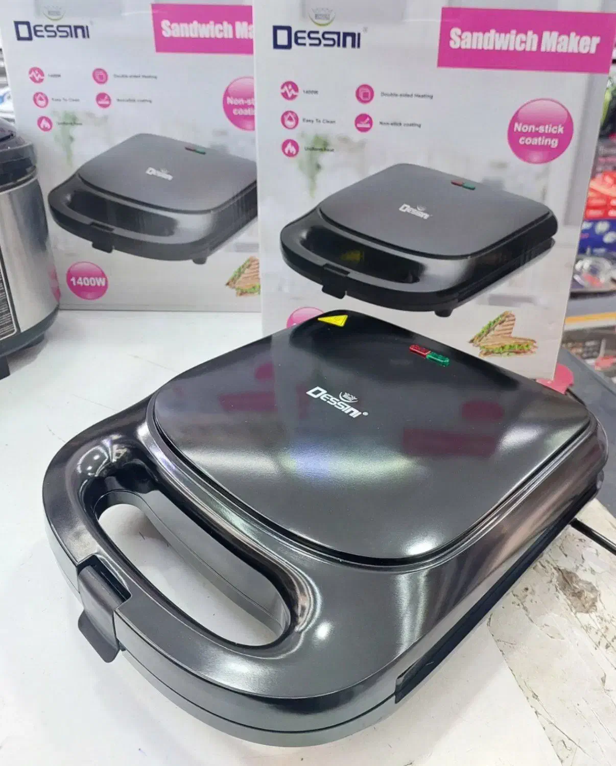 ساندویچ ساز و اسنک ساز دسینی 1400 وات|سایر لوازم برقی|مشهد, کوی راد|دیوار