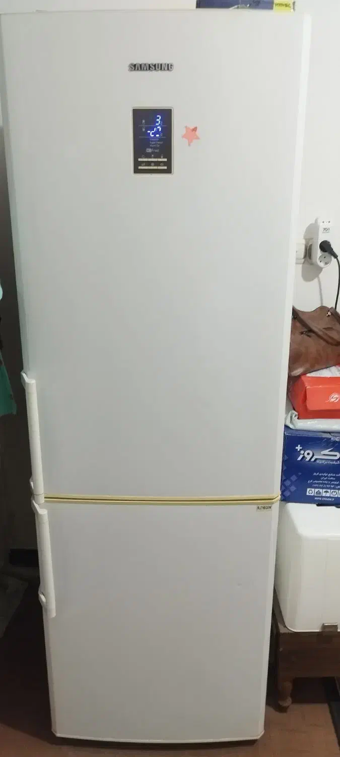 یخچال فریزر سامسونگ|یخچال و فریزر|بروجرد, |دیوار