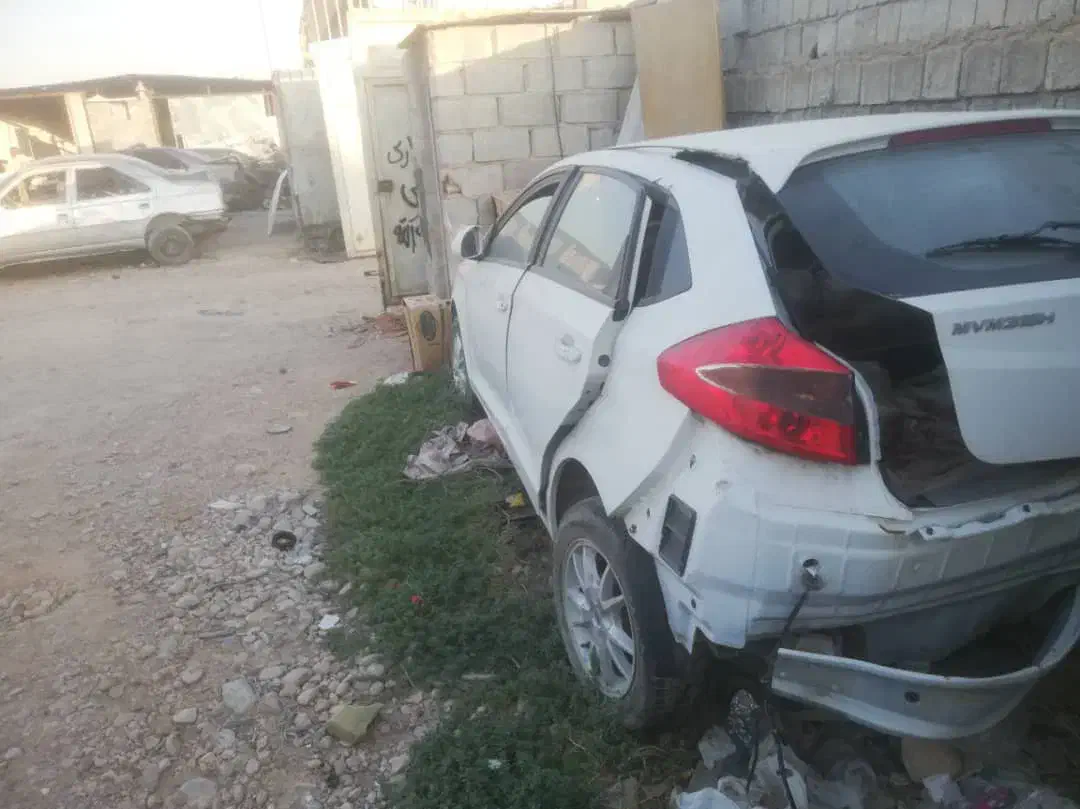 ام وی ام تصادفی|خودرو سواری و وانت|شیراز, اصلاحنژاد|دیوار