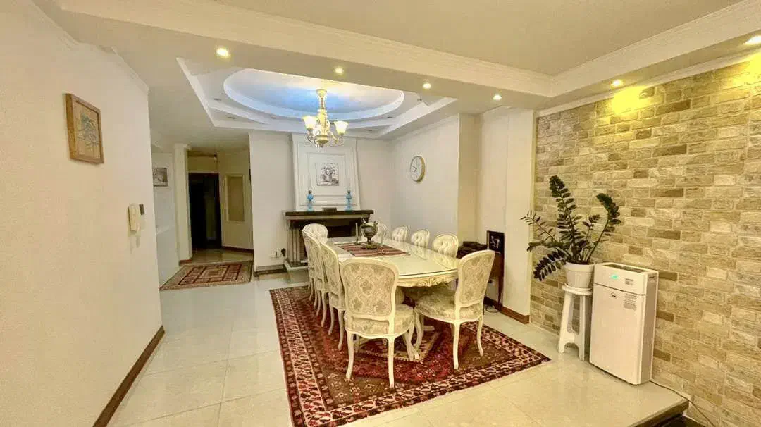 تاپ لوکیشن پاسداران۲۰۰متر/۳خواب(مستر)/مشاعات آبی