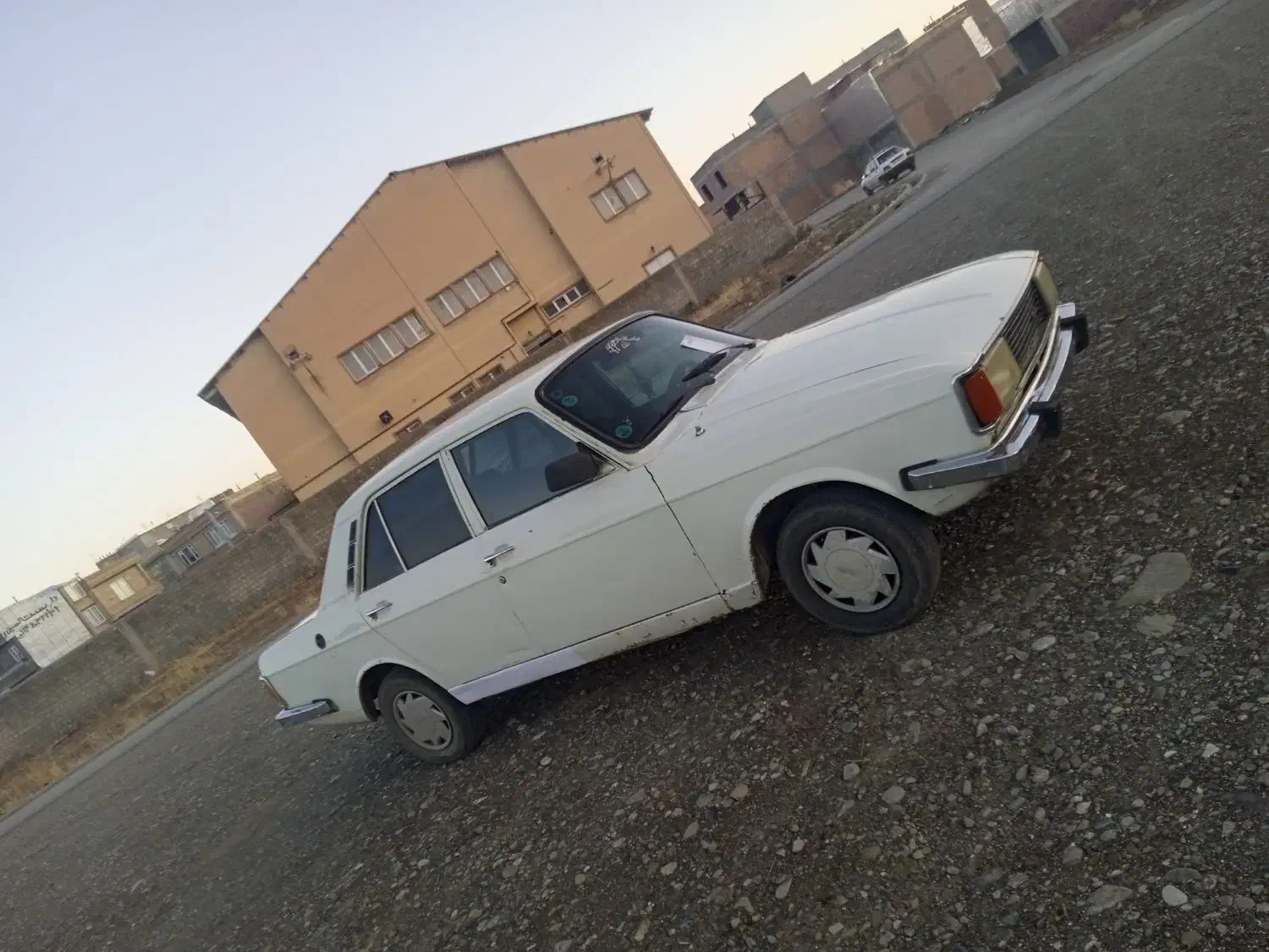 پیکان مدل 83دوره رنگ شاسی پلمپ|خودرو سواری و وانت|سردشت, |دیوار