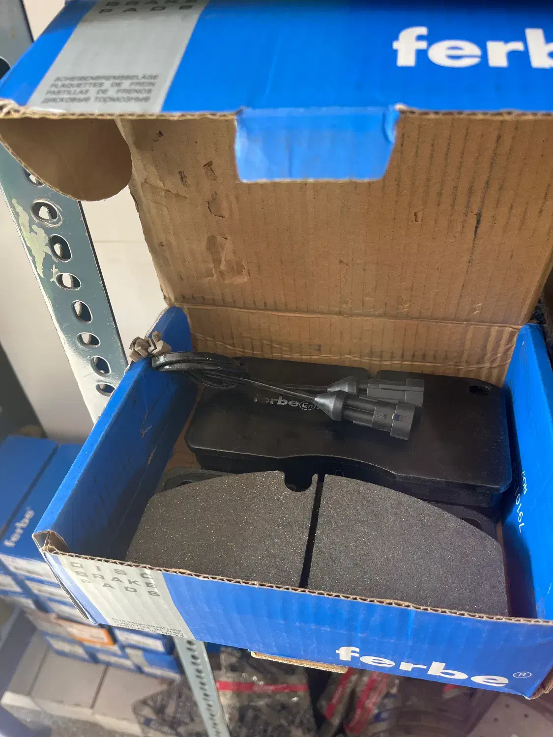 فروش لنت ترمز ایویکو  اتش نشانی عمده و خرده|خدمات موتور و ماشین|تهران, توحید|دیوار