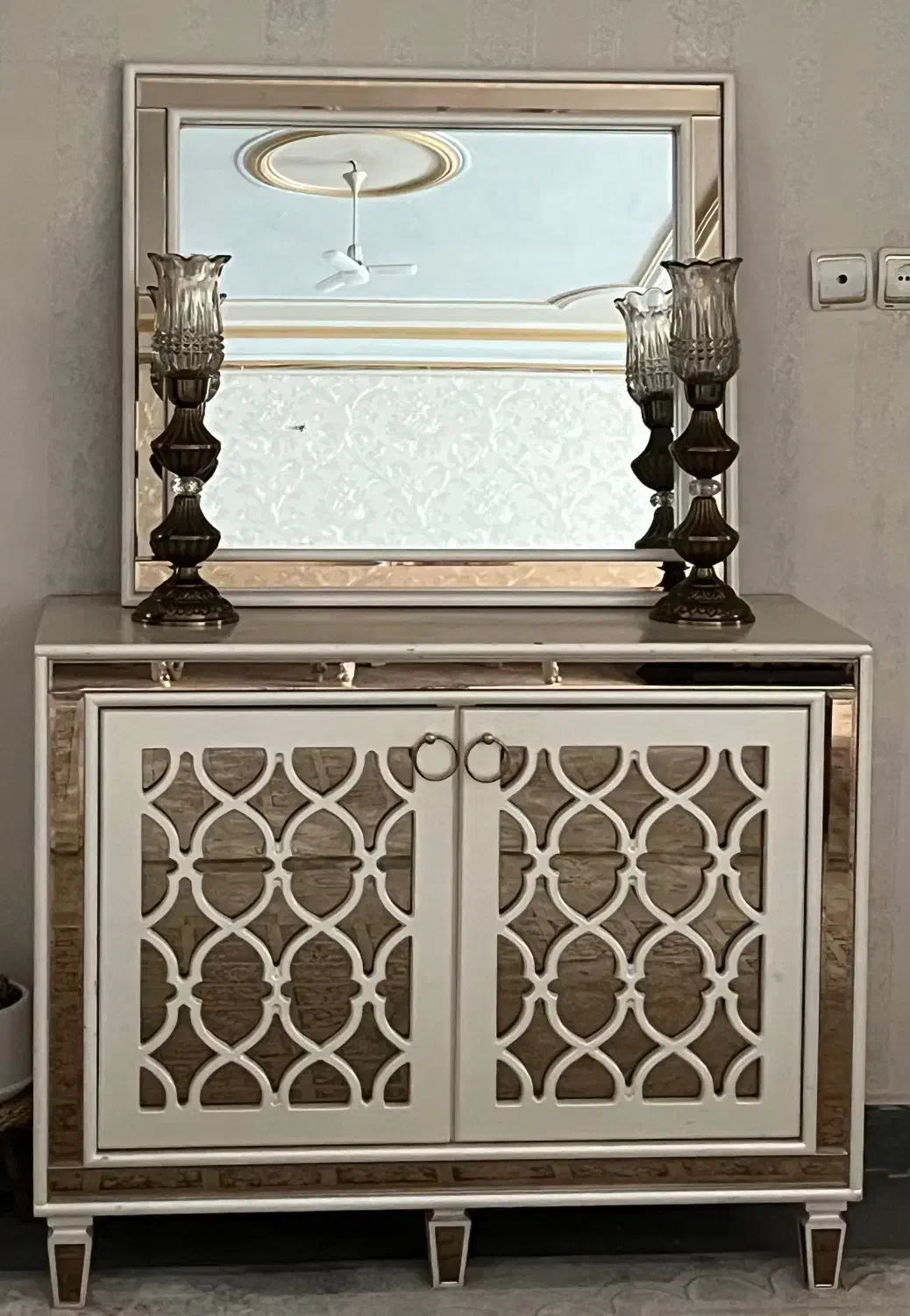 کنسول و میز tv ست|بوفه، ویترین، کنسول|بوئین زهرا, |دیوار