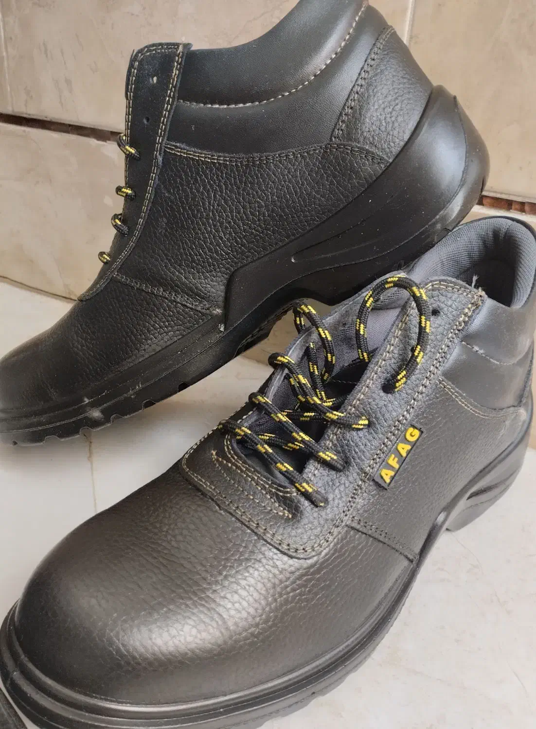 کفش ایمنی سایز۴۳|کیف، کفش، کمربند|طبس, |دیوار