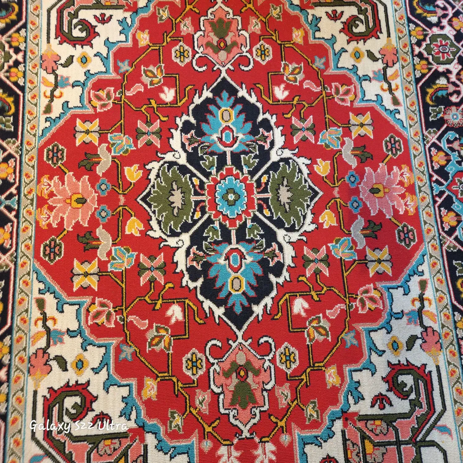 گلیم ۳۲۰ شانه کویریزد ، کنف ، طرح سنتی|گلیم، جاجیم، گبه|قوچان, |دیوار