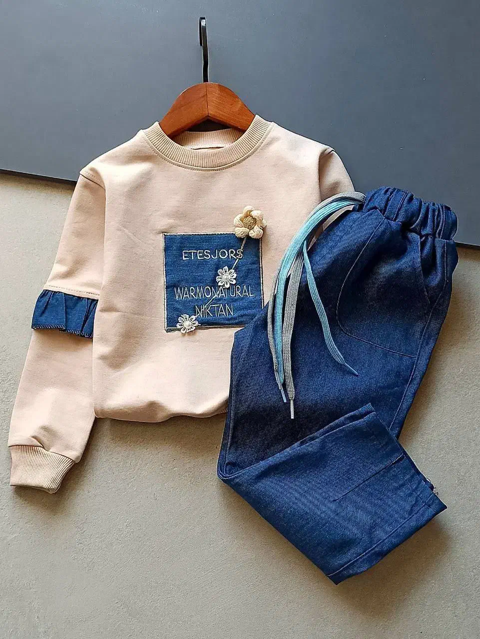 لباس بچگونه به قیمت تولیدی|کفش و لباس بچه|بروجرد, |دیوار