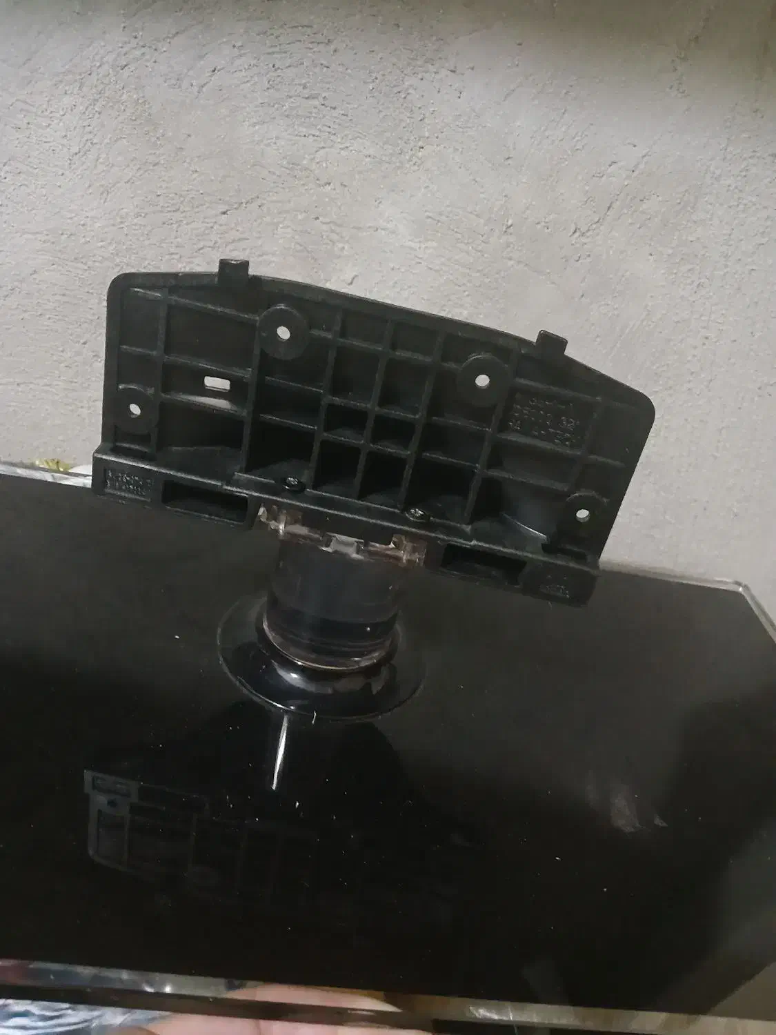 پایهتلویزیون|تلویزیون و پروژکتور|قم, الغدیر|دیوار