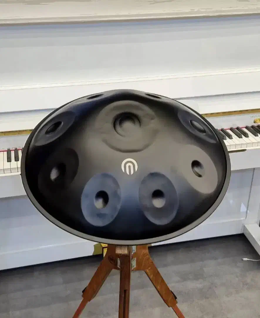 هنگ درام/مینور minor + * تضمینی|درام و پرکاشن|تهران, جمهوری|دیوار