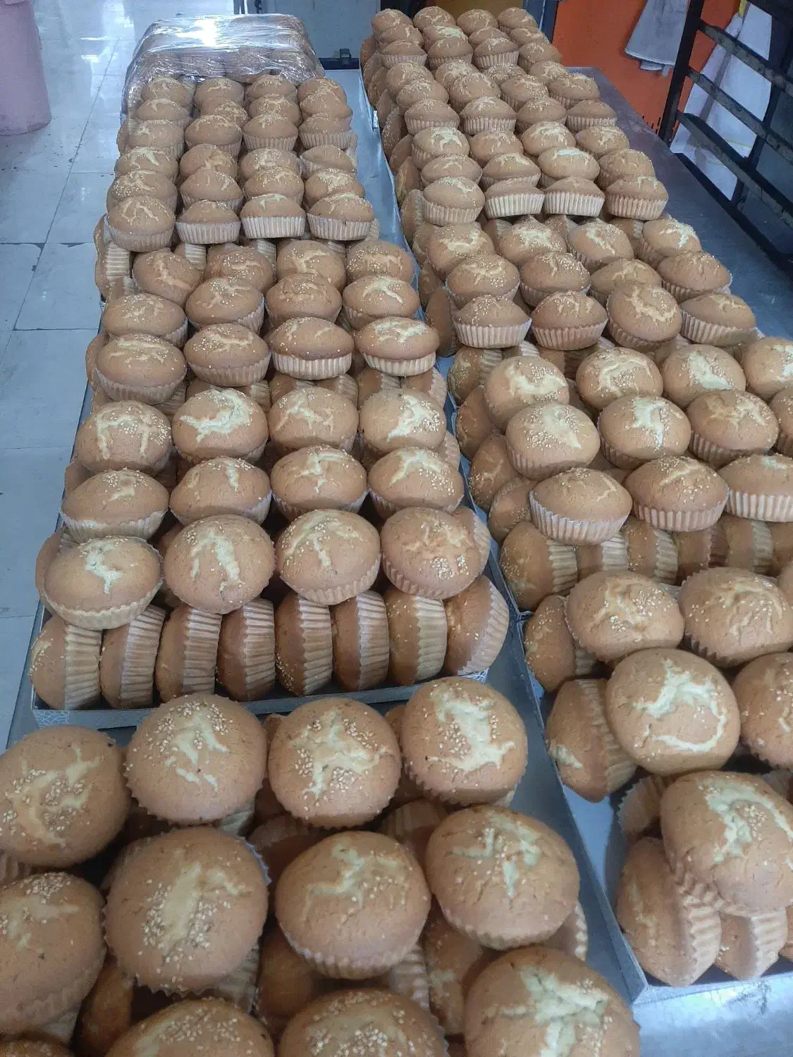 کیک بزرگ|خدمات پذیرایی، مراسم|ارومیه, |دیوار