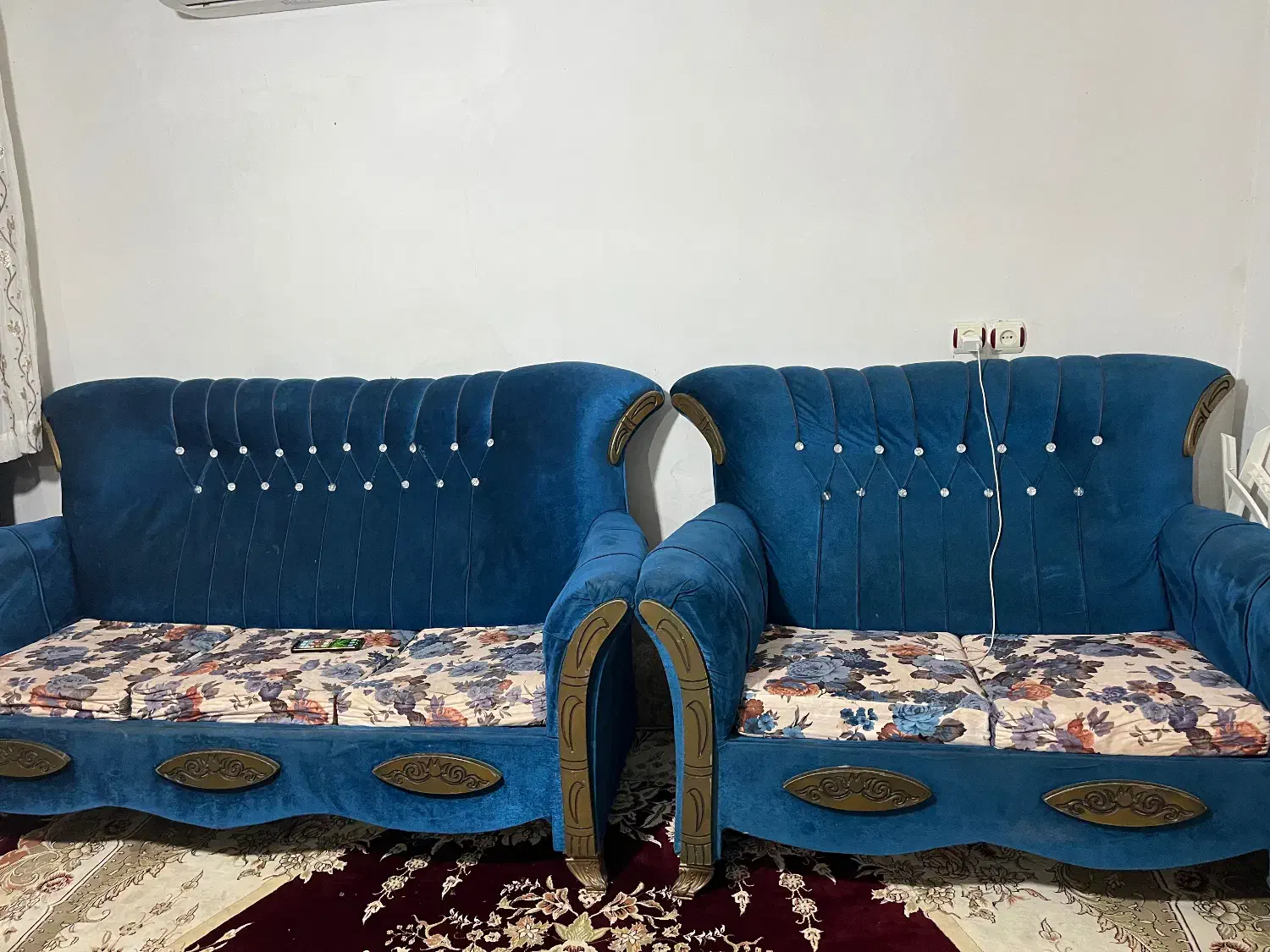 مبلم عوض کردم دارم میفروشم|مبلمان خانگی و میز عسلی|مرزیکلا, |دیوار