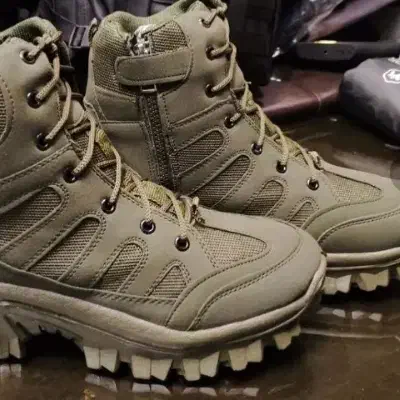 کفش اسپورت .کفش کوهنوردی|کیف، کفش، کمربند|اصفهان, شمس آباد|دیوار