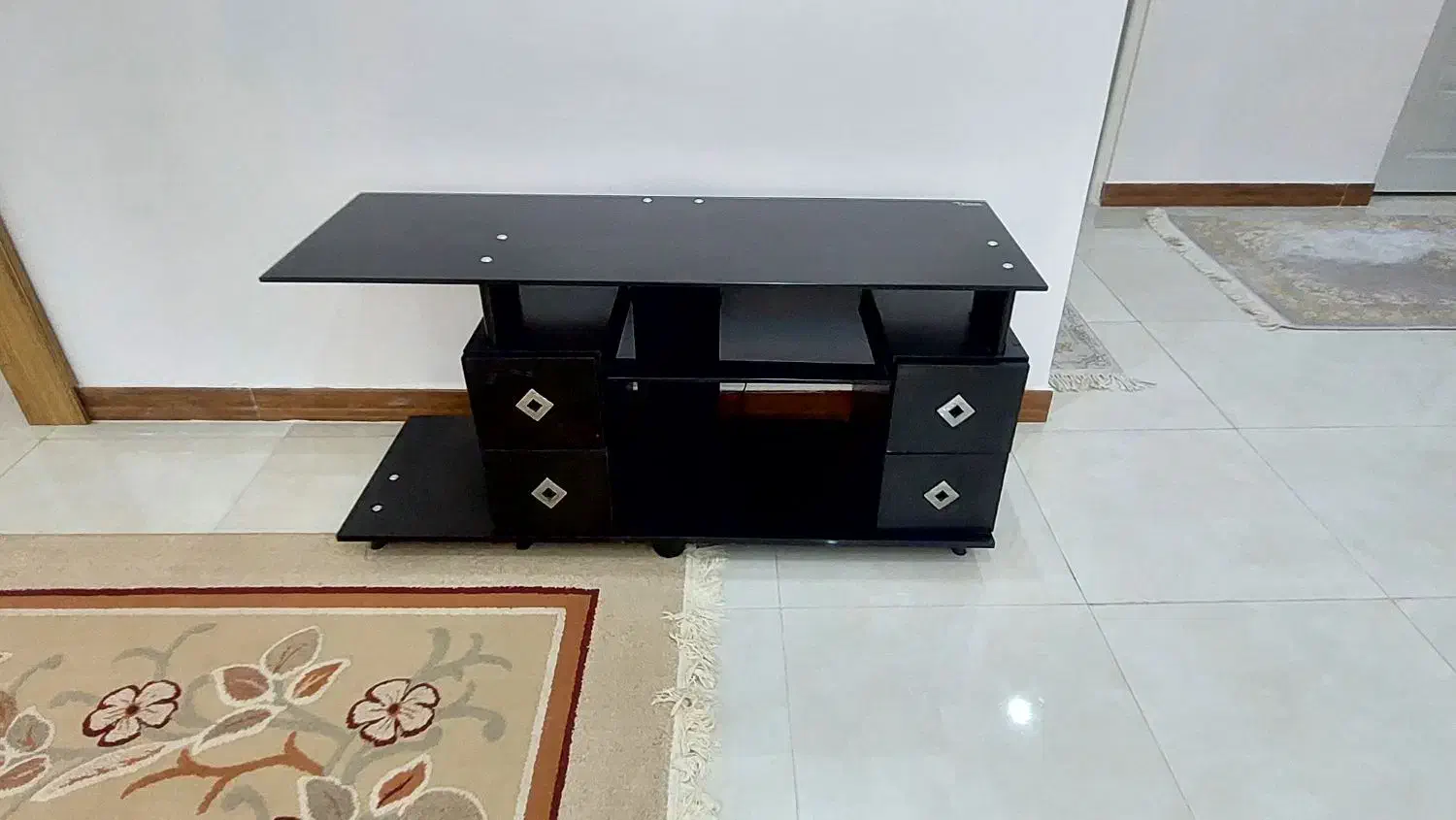 میز تی وی|میز تلویزیون|آستانه اشرفیه, |دیوار