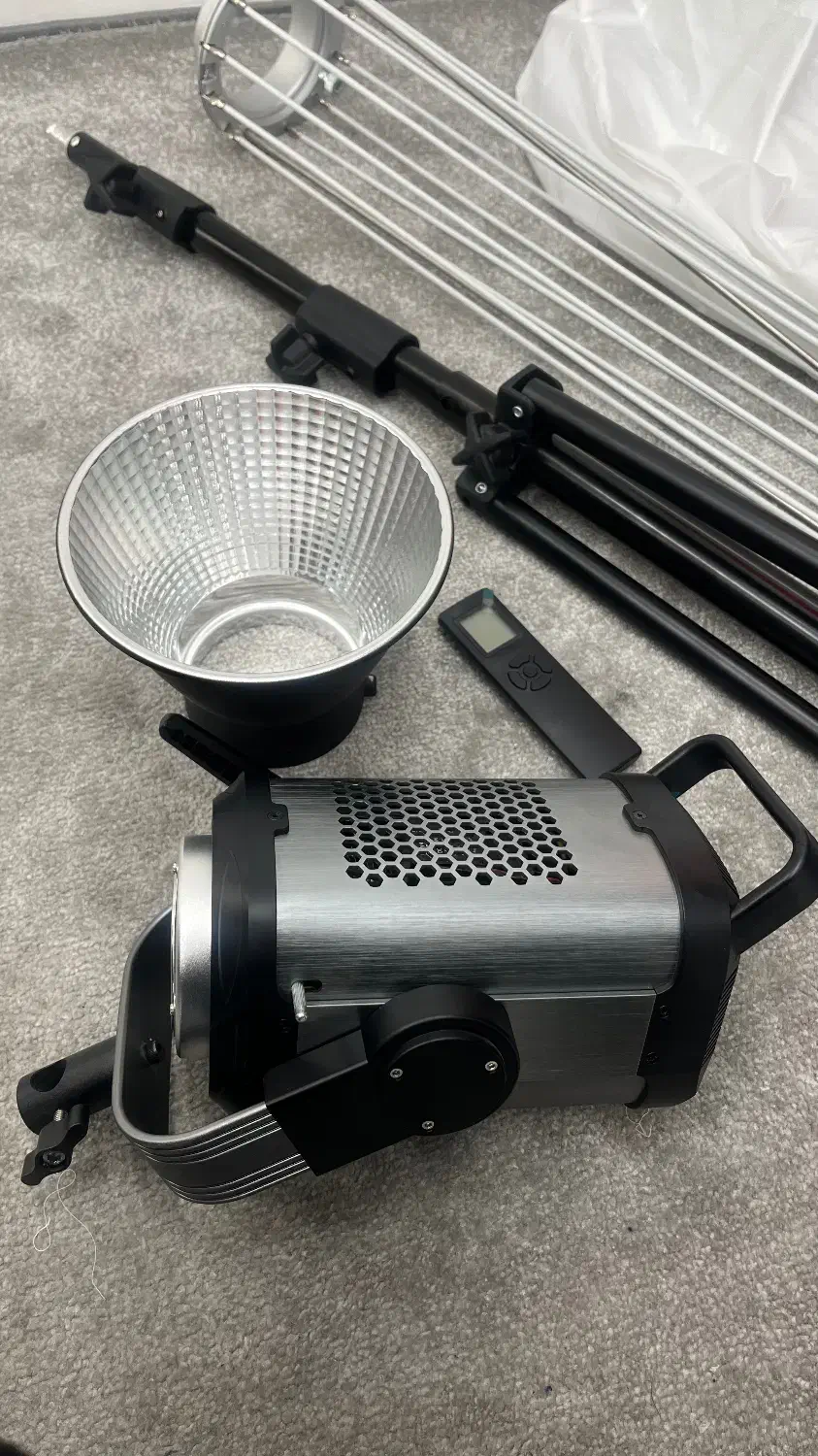 تجهیزات عکاسی،نور،سه پایه|دوربین عکاسی و فیلم‌برداری|یزد, |دیوار