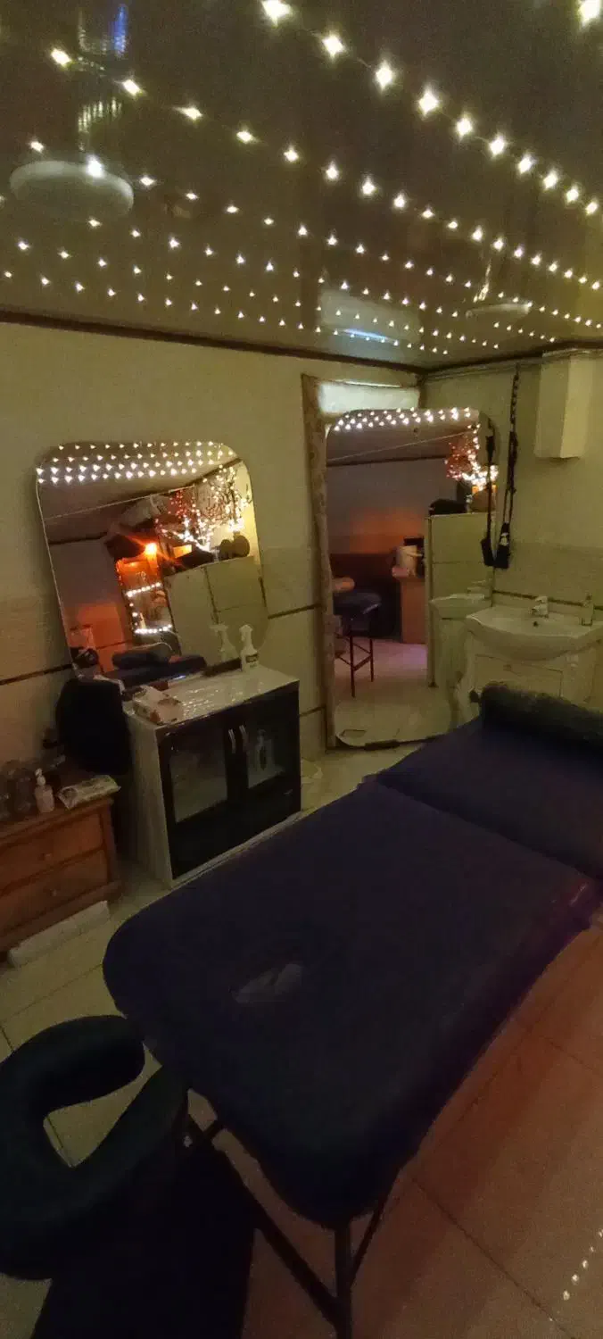 کلینیک خصوصی خدمات درمانی و حجامت درمانی حرفه ای|خدمات آرایشگری و زیبایی|بوکان, |دیوار