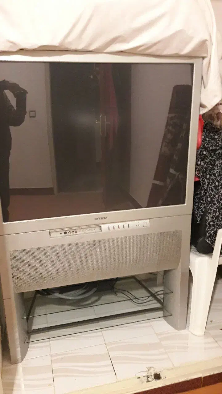 تلویزیون سونی ژاپنی|تلویزیون و پروژکتور|نهاوند, |دیوار