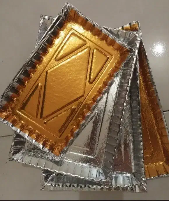 تولید سینی مقوایی به صورت اجرتی|ظروف نگهدارنده، پلاستیکی، یک‌بارمصرف|اصفهان, هزارجریب|دیوار