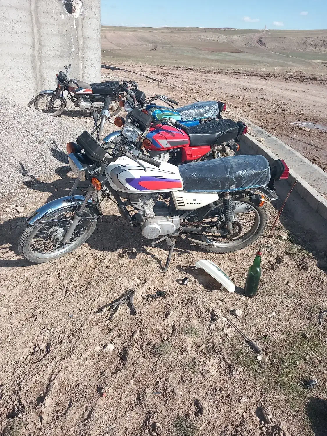 تعدادموتورمزایده|موتورسیکلت|چاراویماق, |دیوار