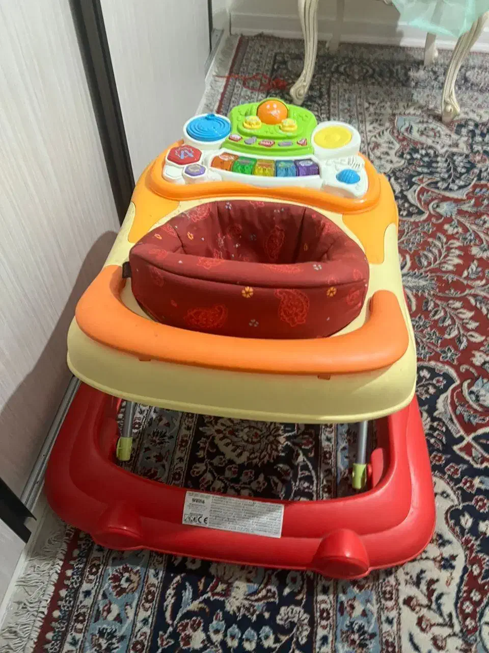 روروئک|کالسکه و لوازم جانبی|آبسرد, |دیوار