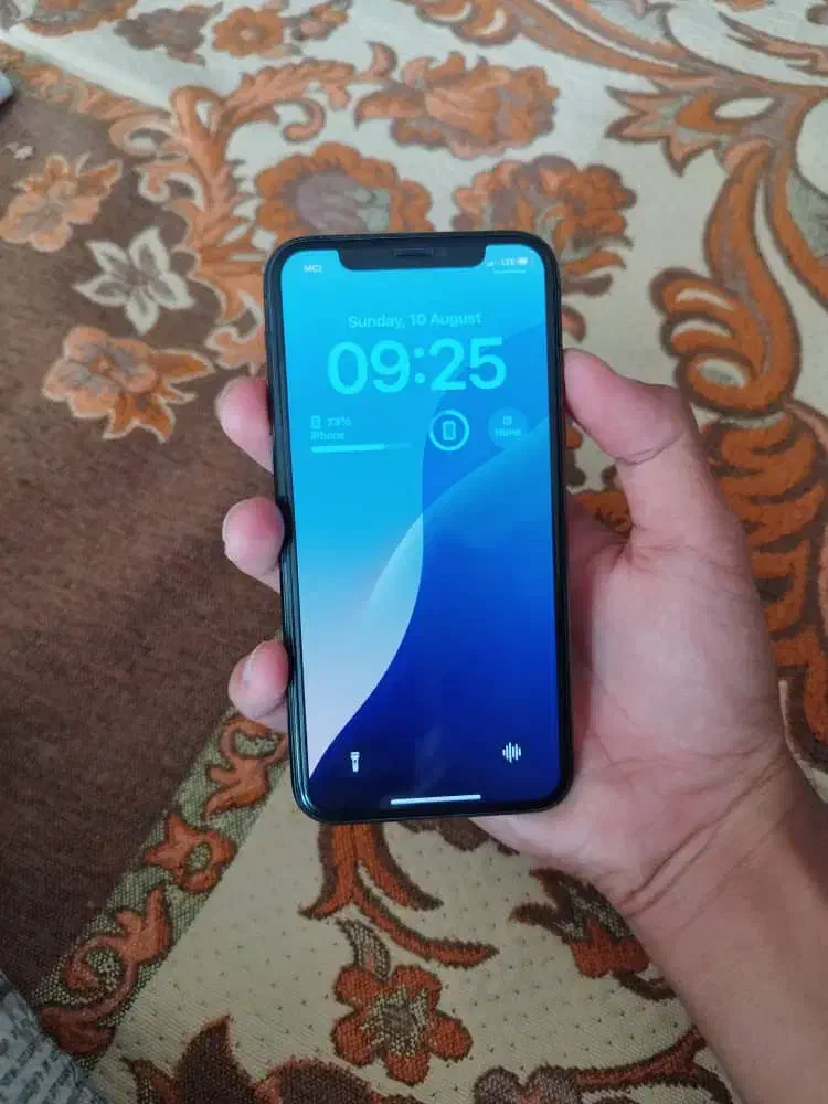 اپل iPhone 11 Pro با حافظهٔ ۵۱۲ گیگابایت|موبایل|تهران, تهرانسر شرقی|دیوار