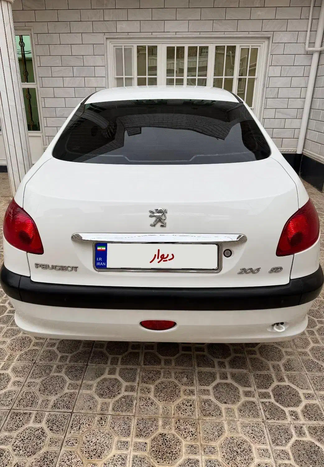 206 SD V8 فوق العاده استثنایی در حد خشک|خودرو سواری و وانت|شاهین دژ, |دیوار