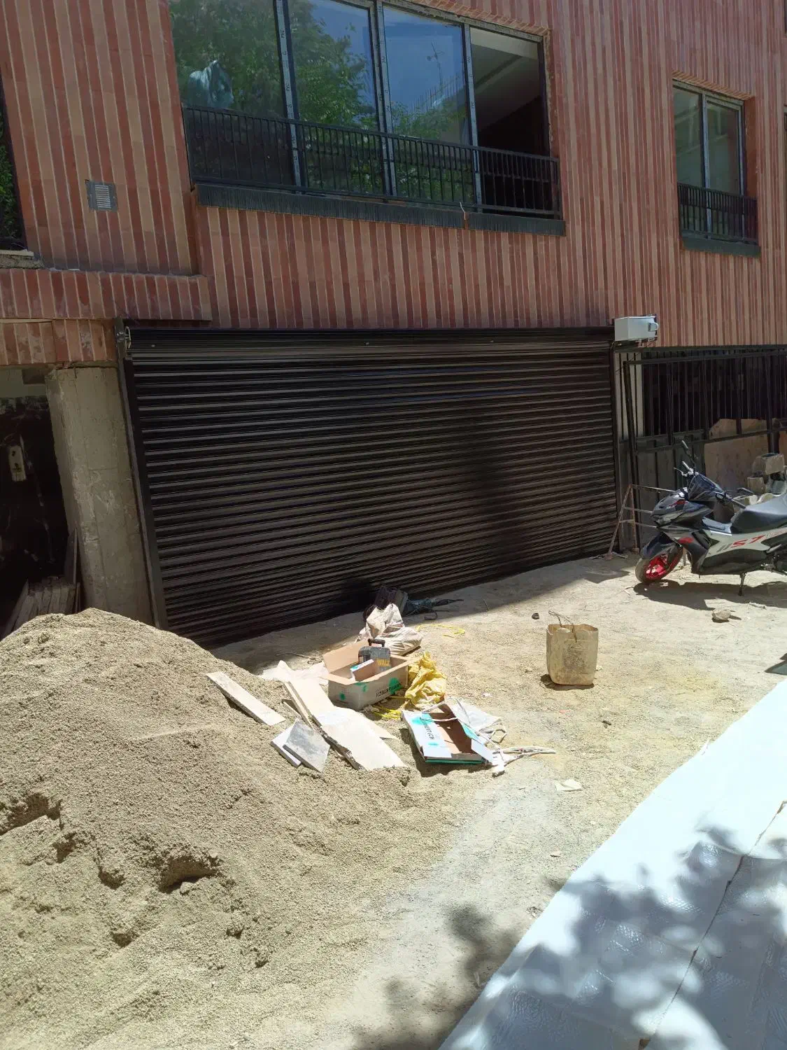 خدمات وتعمیر کرکره برقی|خدمات پیشه و مهارت|همدان, |دیوار