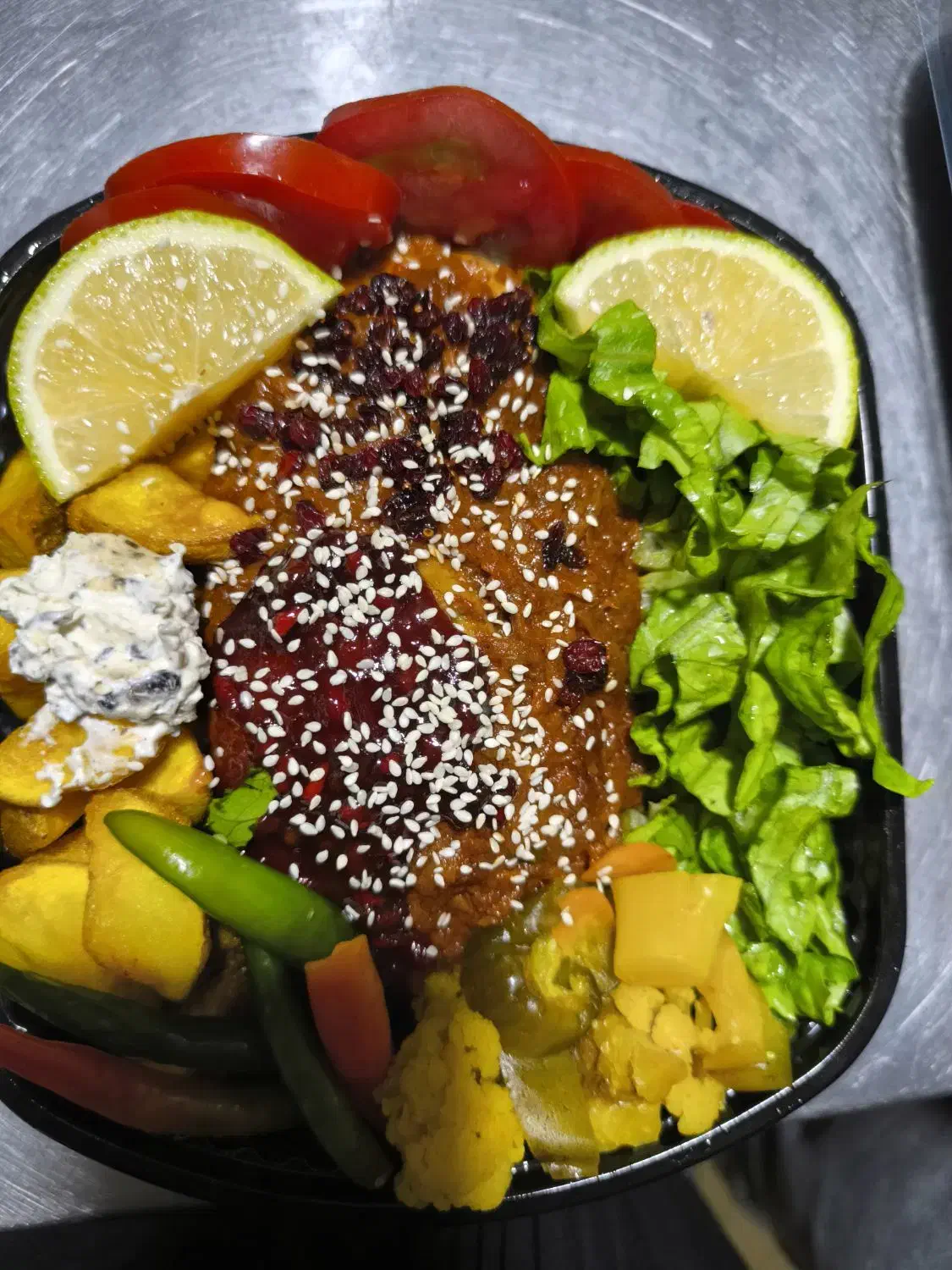 استخدام کمک اشپز|استخدام خدمات فروشگاه و رستوران|جیرفت, |دیوار