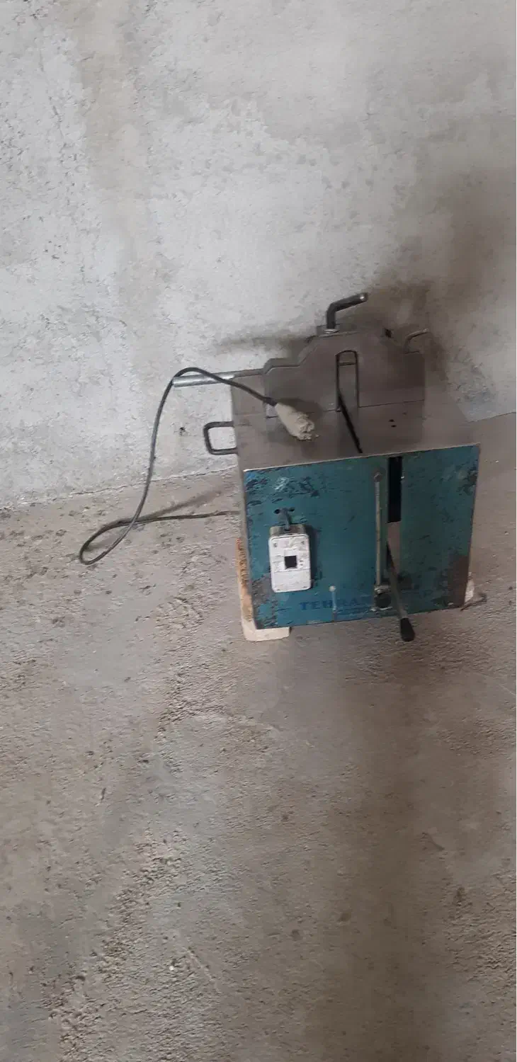 اره قطع کن به همراه تیغ چوب بر|ابزارآلات|کرج, شهرک بنفشه|دیوار