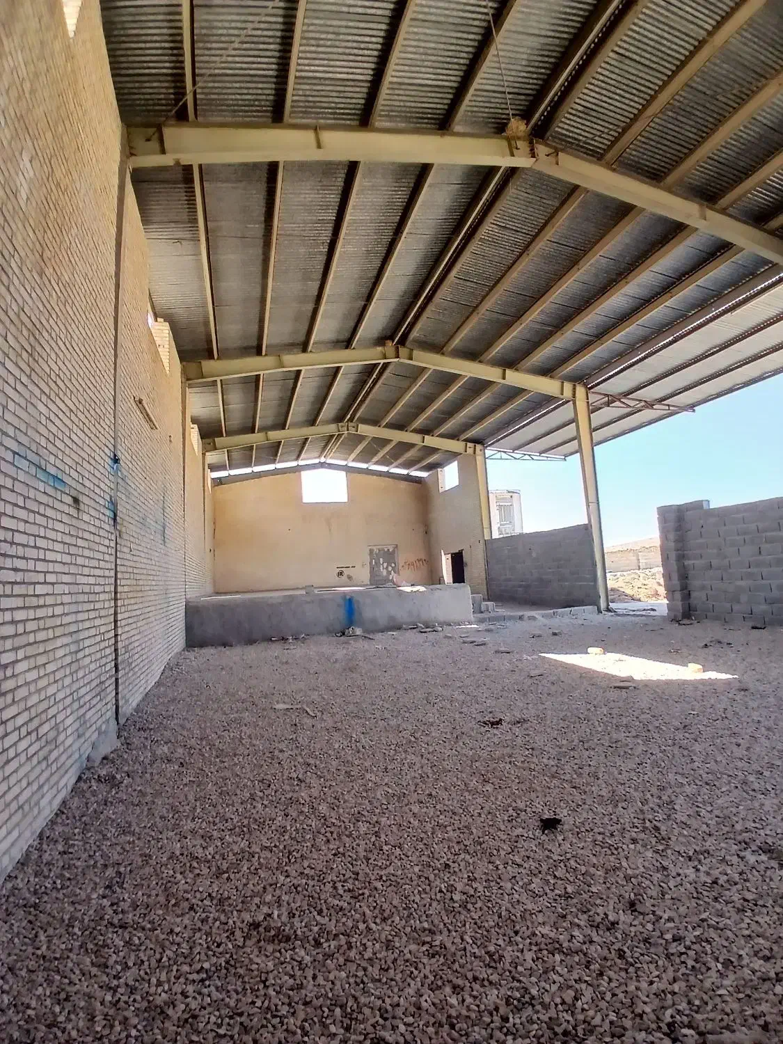 اجاره سوله صنعتی|اجارهٔ دفتر صنعتی، کشاورزی، تجاری|جهرم, |دیوار