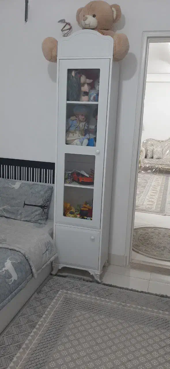 کمد لباس کودک با ویترین در حدنو|جاکفشی، کمد، دراور|قم, انسجام|دیوار
