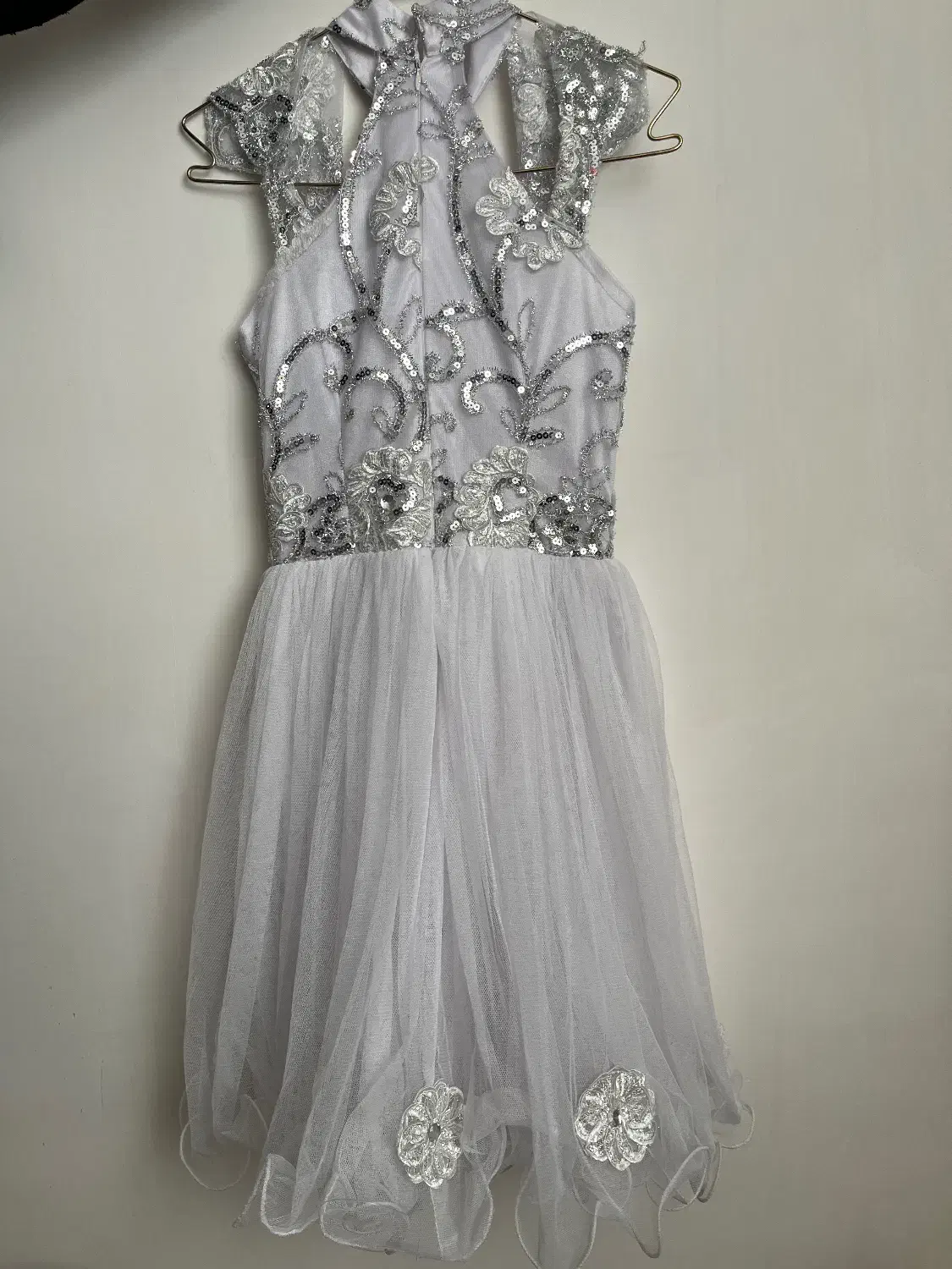 لباس مجلسی|لباس|تربت جام, فاز ۱ فرهنگیان|دیوار