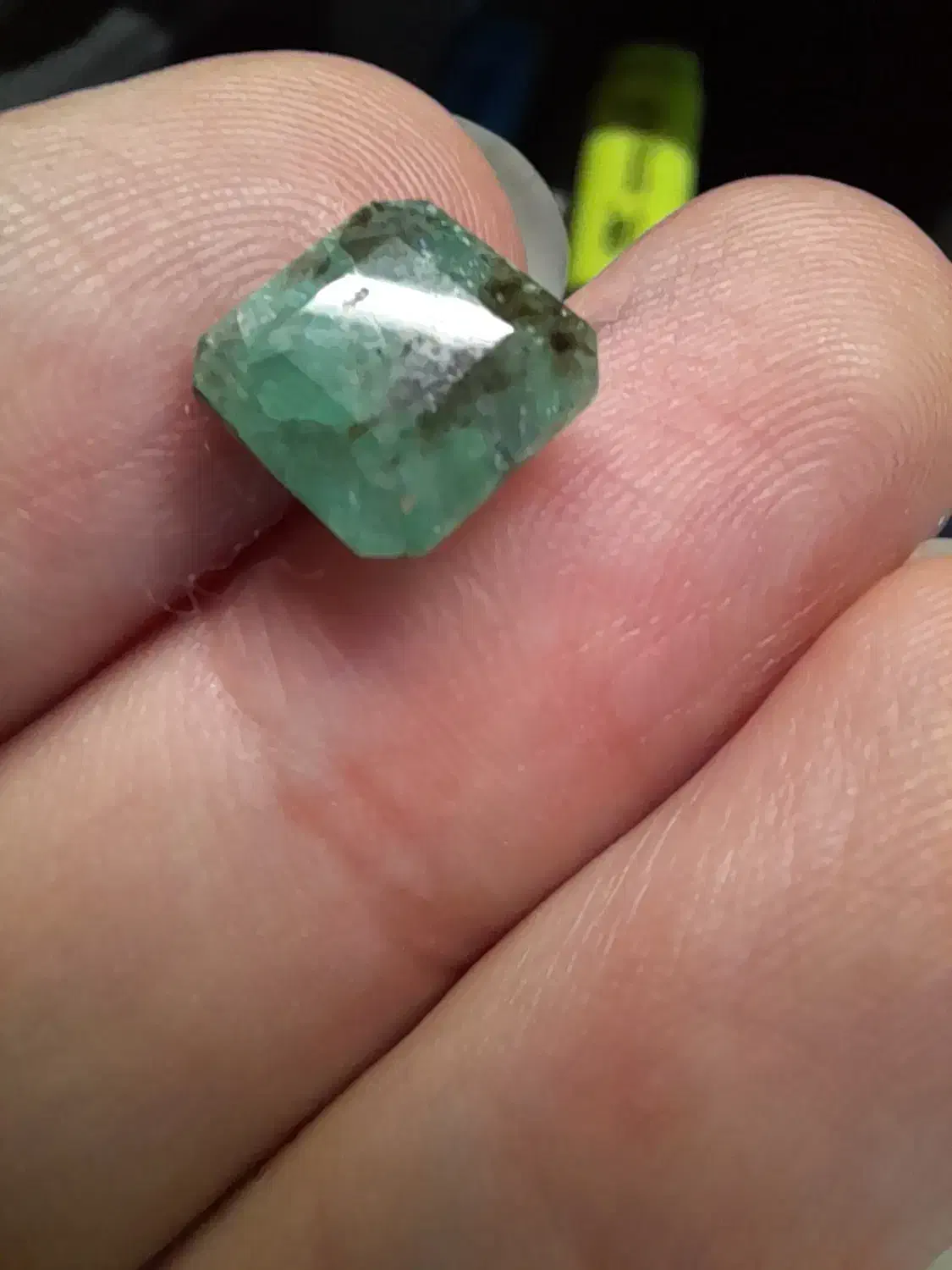 نگین زمرد پنجشیر اصل|جواهرات|رشت, معلم|دیوار