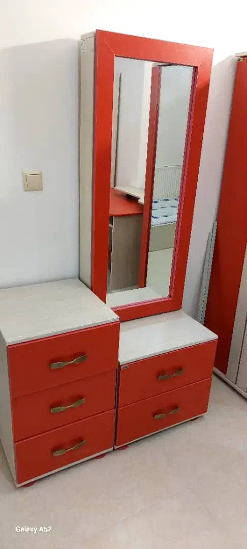 سرویس خواب نوجوان  برند katkar|تخت و سرویس خواب|صدرا-فارس, فاز ۲|دیوار